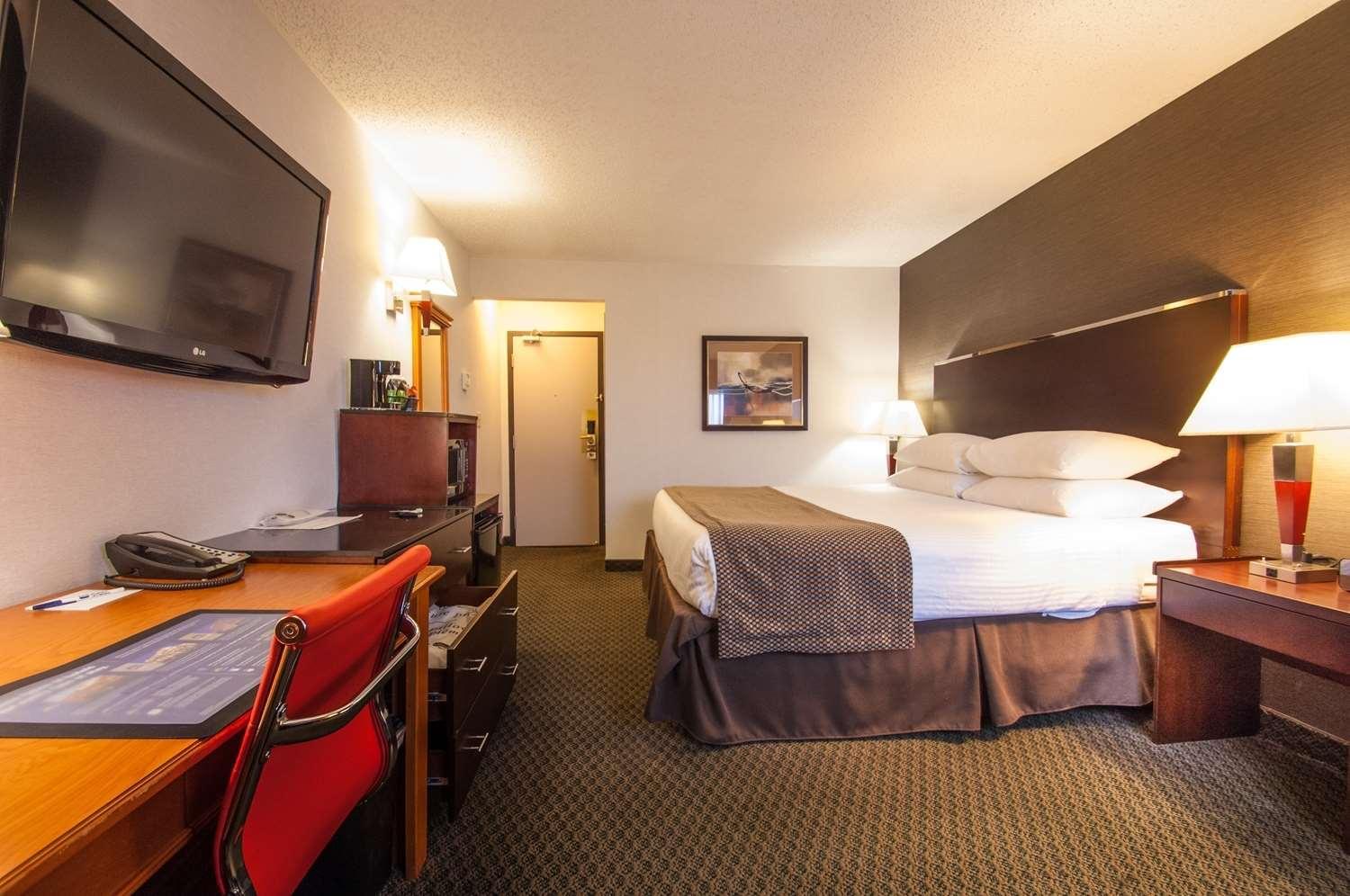 Hotel Western Airport 3*