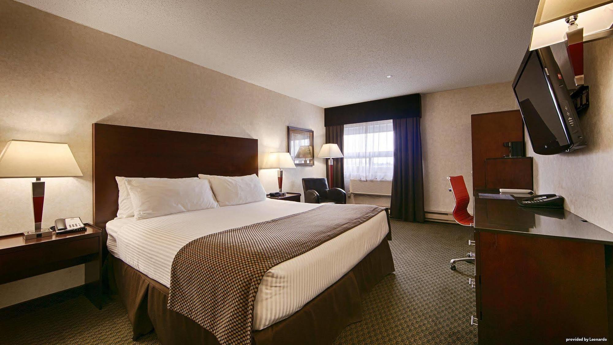 Hotel Western Airport 3*