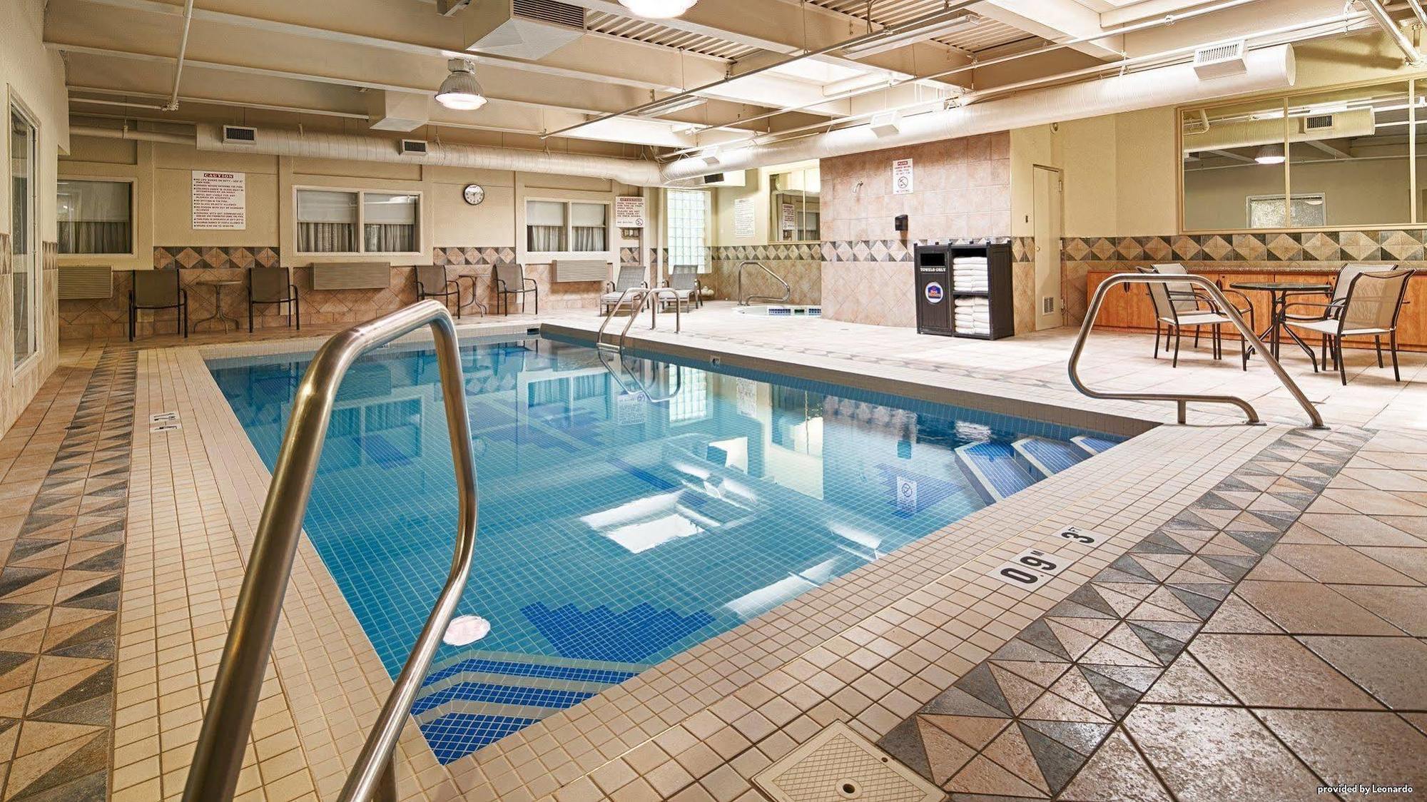 Hotel Western Airport Calgary